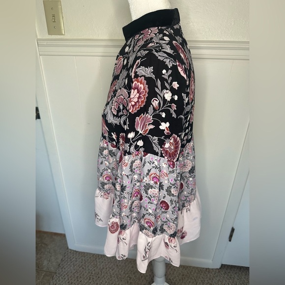 LOFT Black and Pink Graphic Long Sleeve Blouse size XS - Picture 5 of 10